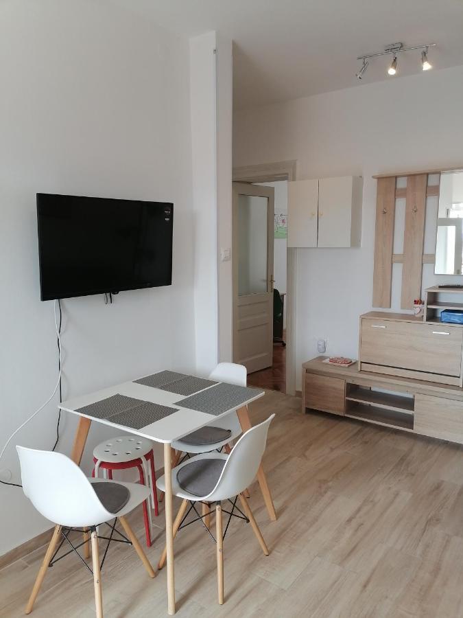 Kupus By Arena Apartment Pula Exterior photo