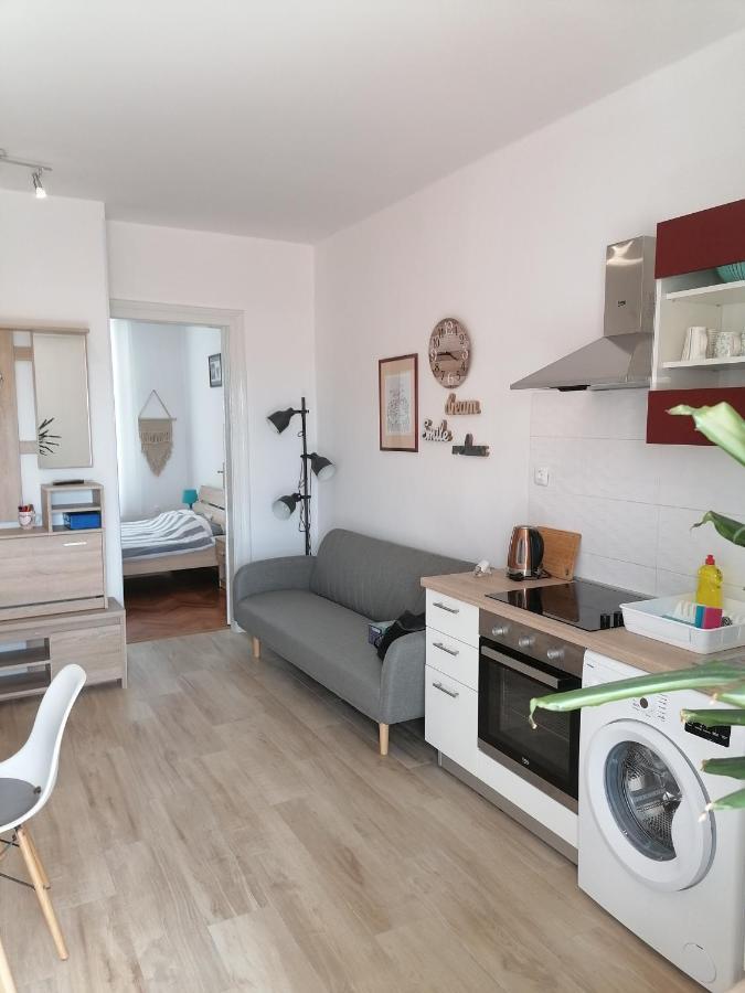 Kupus By Arena Apartment Pula Exterior photo
