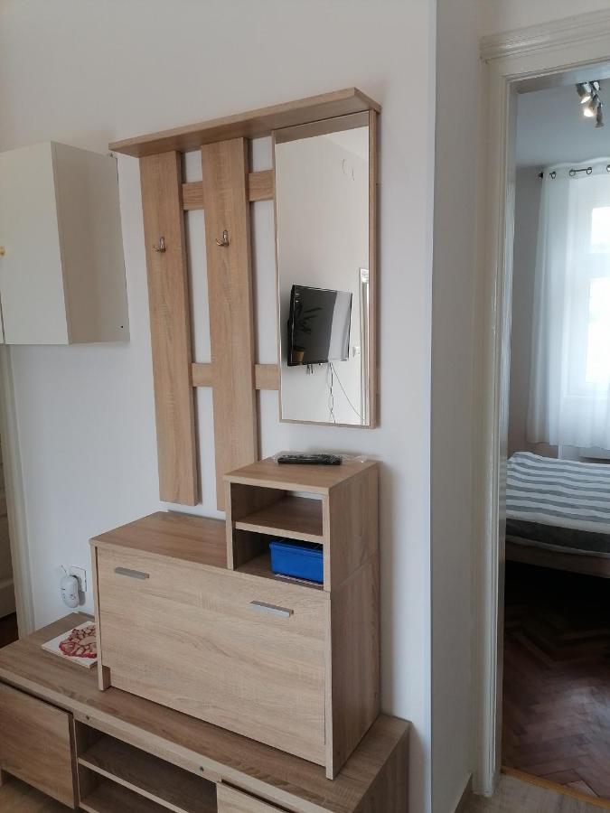 Kupus By Arena Apartment Pula Exterior photo